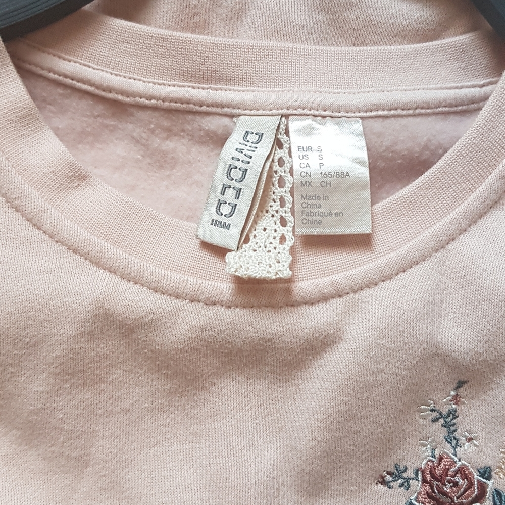 H&M Top - Picture 5 of 6